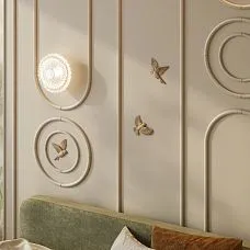 Резной угловой молдинг MLD-027U-2 из натурального дерева для стыковки молдингов вокруг проемов и панелей, создающий завершенный классический рисунок на стенах