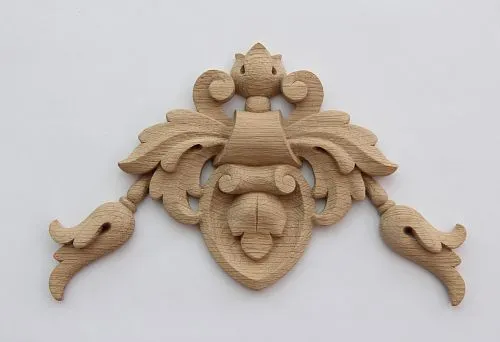 Резной деревянный элемент для мебели — классический декор, придающий интерьеру уникальность и изысканность