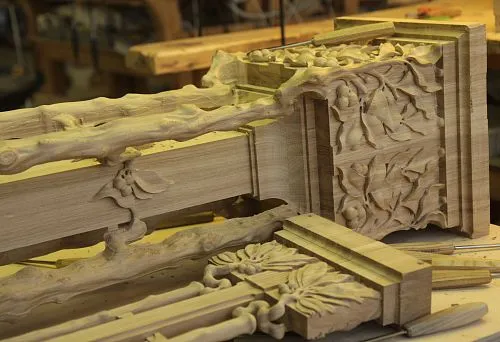 Резные изделия из дуба — выбор для ценителей качества