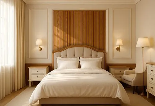 Интерьерная рейка МДФ для стен в классической спальне