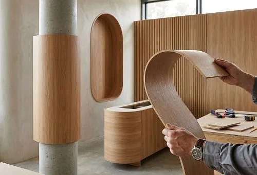 Гибкая МДФ-панель: как выбрать решение для стен, колонн, ниш и мебели