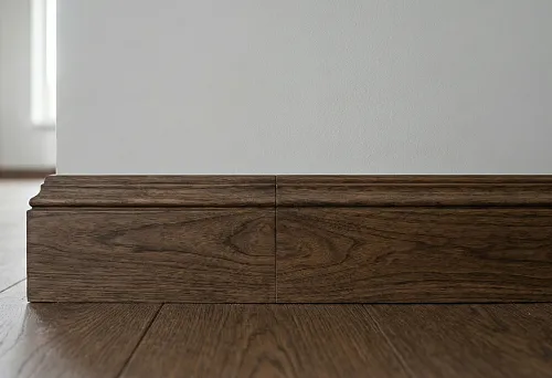 Стыки деревянных плинтусов на прямой стене: как соединить без зазора