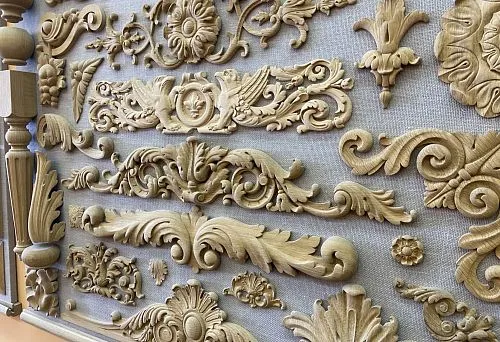 Коллекция декоративных резных украшений из дерева для интерьера