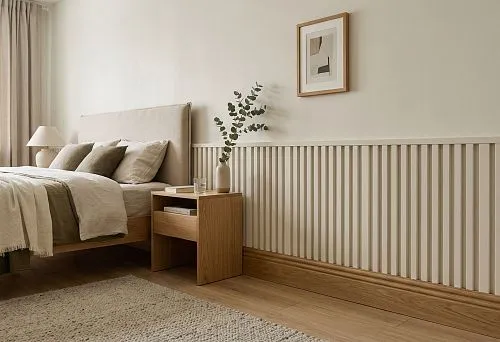 Декоративные элементы и плинтус деревянный для спальни: как сделать спокойный рельеф без перегруза