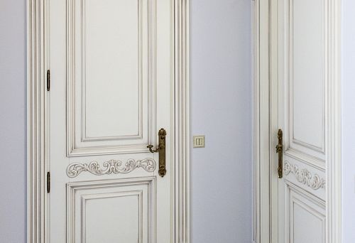 Украшение дверей своими руками