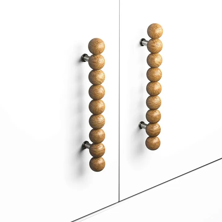 Мебельная ручка Atlas HL-071 из массива дерева с девятью сферическими элементами