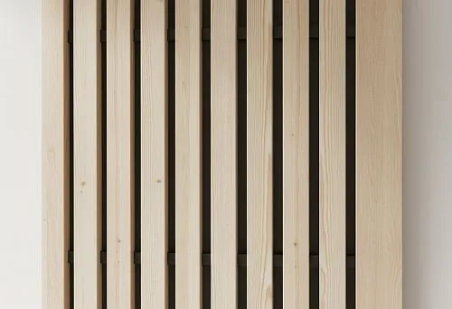 Декоративные панели рейки из светлого дерева крупным планом