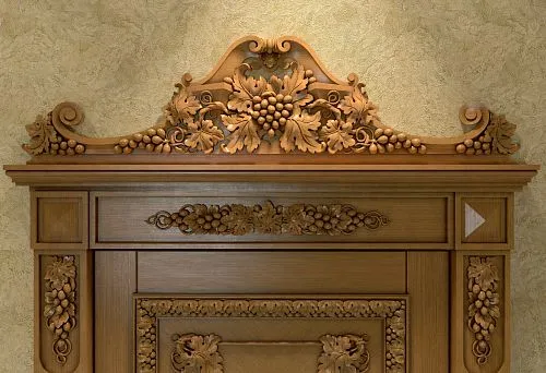 Декоративное обрамление дверного проема из дерева с резьбой в виде виноградных гроздьев и листьев