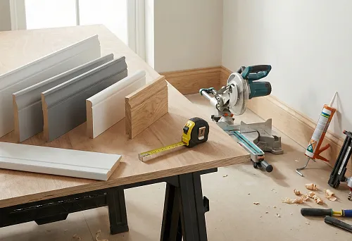 Плинтус МДФ: виды, размеры, монтаж, сравнение с деревянным