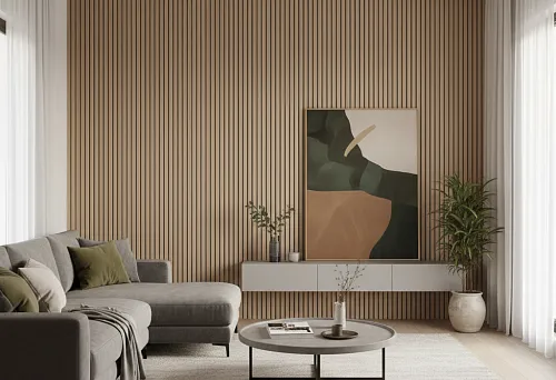 Интерьер гостиной с декоративными дубовыми рейками на стене и современной мебелью