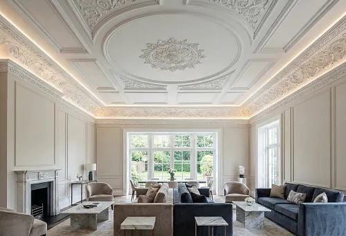 Лепнина на потолке: идеи декора, монтаж, фото интерьеров 2026